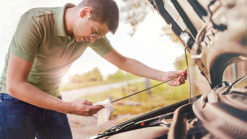 कार सर्विसिंग न कराने के नुकसान (Car servicing delay damage) इंजन खराब