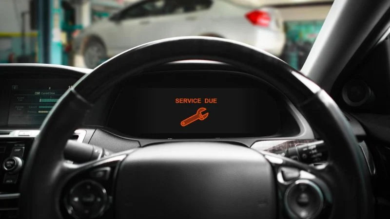 कार सर्विसिंग कब करानी चाहिए (When to service car) किलोमीटर के अनुसार